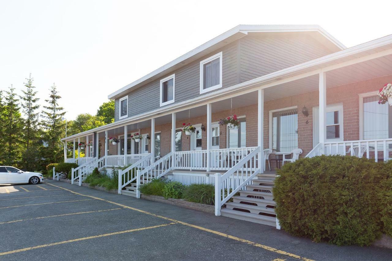 Motel Au Vieux Piloteux Rivière-du-Loup Esterno foto